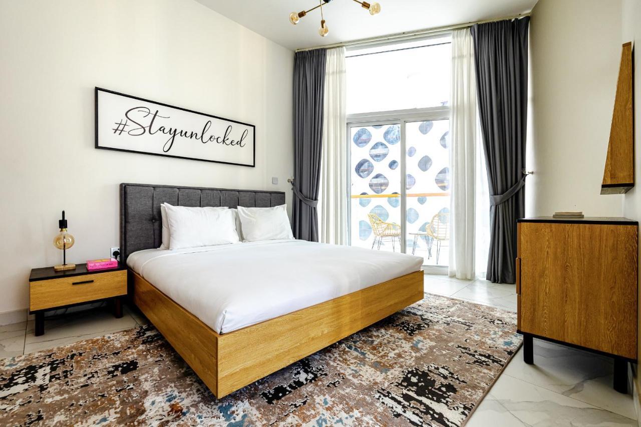 Unlock Waters Edge Apartment Dubai Luaran gambar