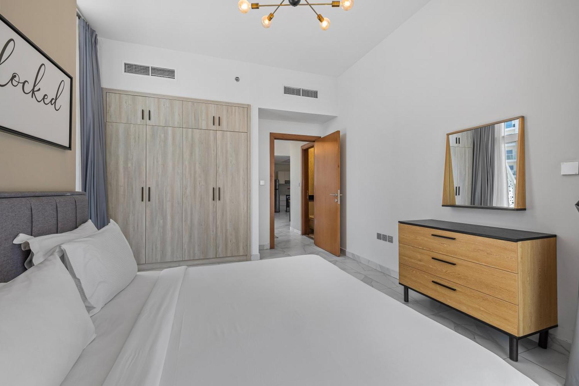 Unlock Waters Edge Apartment Dubai Luaran gambar