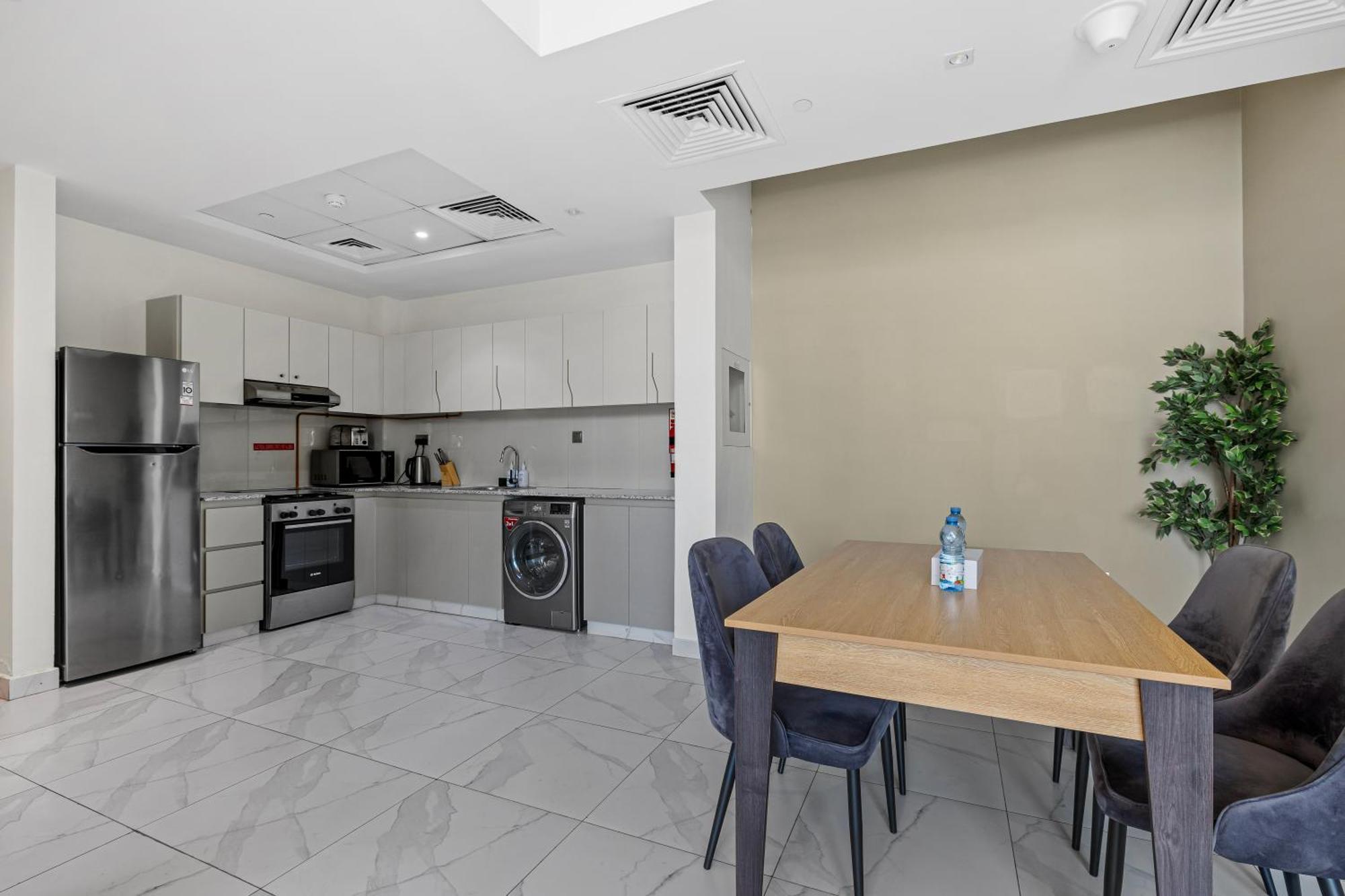 Unlock Waters Edge Apartment Dubai Luaran gambar